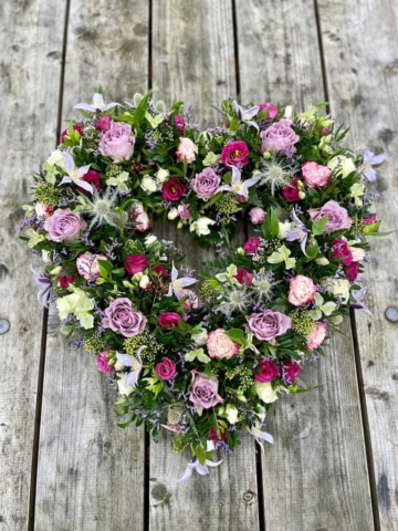 affordable funeral flowers Macclesfield