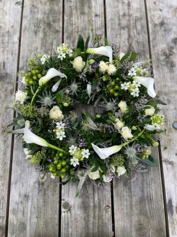 affordable funeral flowers Macclesfield
